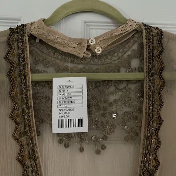 Kimchi Blue Sheer Beautiful Top - Picture 8 of 10